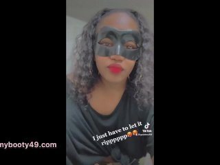 Cute ebony ripping loud farts