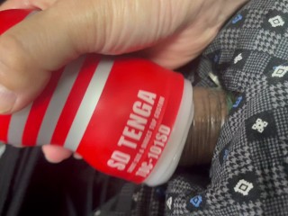 【オナニー】オナホを握りやすい手で止まらずに上下射精するのが好きです。look at the Masturbation that is being Treated Hard