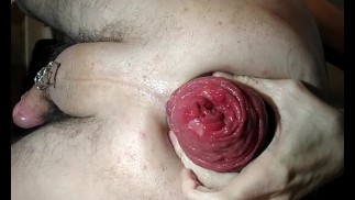 смотри, как я сжимаю кулак и дергаю мой бутон розы