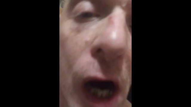 Быстрый сквирт мне в лицо