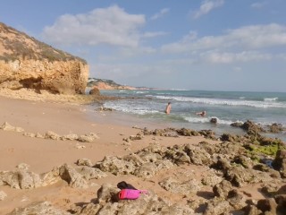 Horny girl andguy undress ona public beach and masturbate - risky