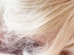 Blonde Deepthroats Cock
