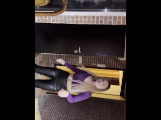 vlog. review of a duplex in Moscow.fat ass in latax. big boobs shaking