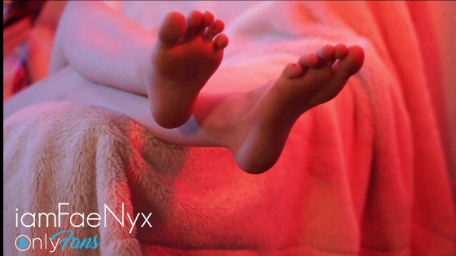 Kawaii girl plays with her cute little feet and toes - IamFaeNyx
