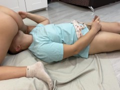 Села На Лицо В Домашней Обстановке И Получила Кайф От Процесса - Screenshot 7 of 16 - Face Fuck