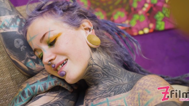 TATTOO girl masturbating, fingering her pussy and ass, fucks her ANAL with a toy and GAPES prolapse