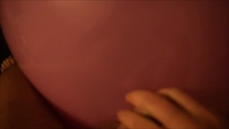 Дрочу Balloon и кончаю