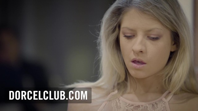 Rebecca Volpetti in a Tremendous Threesome with 2 Men