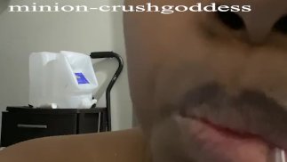 water flossing teeth