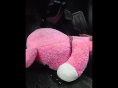 女装 ペダルパンピング ぬいぐるみ エナメルパンプス 運転 フェチ - Screenshot 7 of 16 - Crossdresser