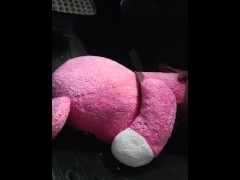 女装 ペダルパンピング ぬいぐるみ エナメルパンプス 運転 フェチ - Screenshot 8 of 16 - Trampling