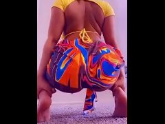 Sunshine loves to take control let me ride your face like this 