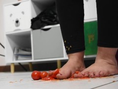 Barefoot crushed cherry tomatoes (visual 1) - Screenshot 4 of 16 - Old