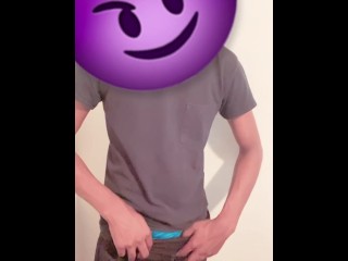著名的 Tiktok Twink 抽搐 BIG DICK（第 1 部分）