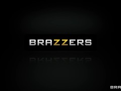 Pay Respect To The MILF / Brazzers - Screenshot 2 of 16 - Brazzers