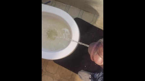 Big dick pissing 6