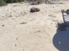 Daring pee on beach in Cancun, Mexico with people around - Screenshot 14 of 16 - Cancun