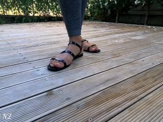 Foot Model Shows Off Cute Jelly Sandals_in 3_Different Colours.