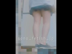 【露出プレイ】ノーパンノーブラで洗濯物を干すJD - Screenshot 2 of 16 - Nympho