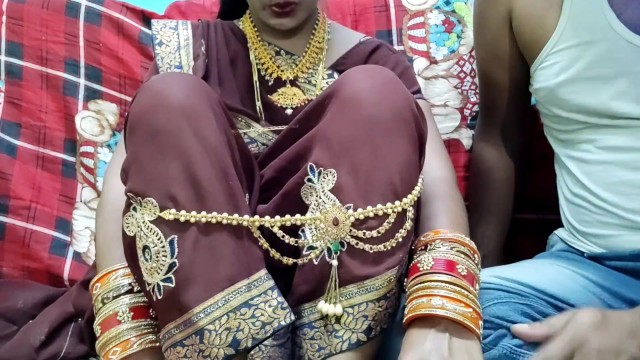 Sexy Hot Housewife Suhagrat Videos - Suhagrat Ke Din Bhabhi Ko Devar Ne Choda - Pornhub.com