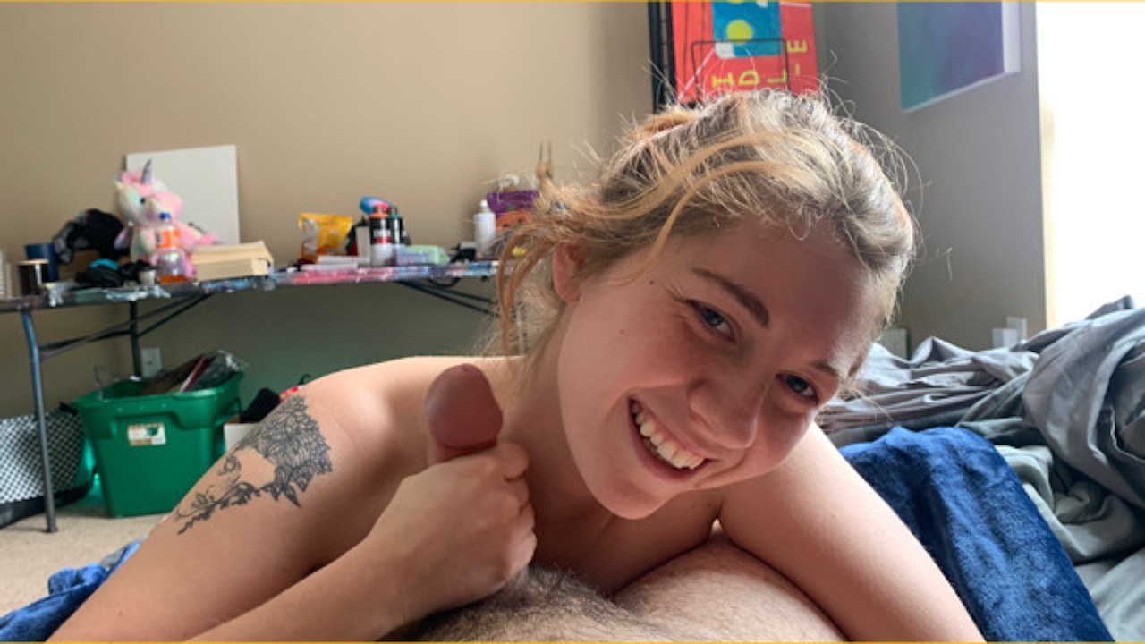 Cumming in my gf mouth