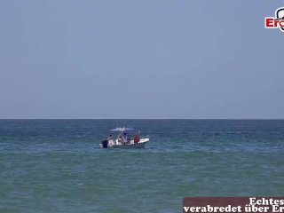 Schlanke Mexikanische Latinaöffentlich Am StrandGefickt