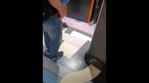 MASTURBATING and PEEING in SHOPPING MALL 🙊😅 HORNYYY Girl... 