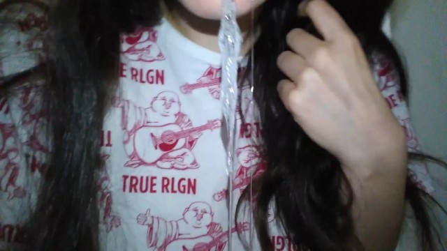 Full Length Spit Play Videos @ ManyVids Spitting Fetish 420 Stoner Slut Spits Bathroom Sink Messy