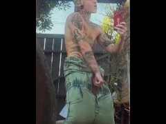FTM skater outdoors tdick jerk off rub - Screenshot 8 of 16 - Trans Man
