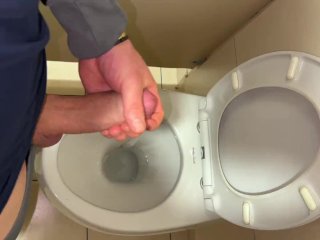 Handjob in_Public Toilet ! Massive_CUMSHOT