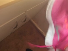 Sample #68 - Screenshot 7 of 16 - Sneakers