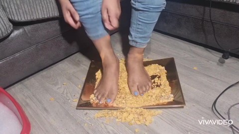 feet food crush - getting my feet messy with food