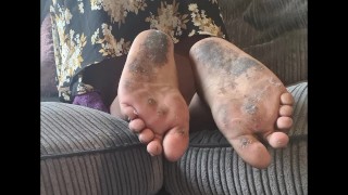 fotos de pés sujos