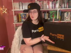OmankoVivi Nominations Unboxing (SFW) - Screenshot 2 of 16 - Unboxing