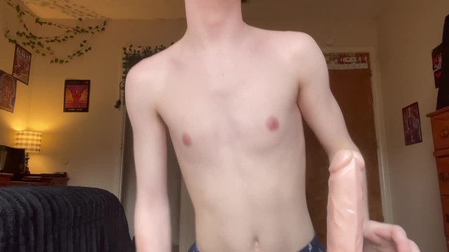Cute Emo Twink Playing with his Toy :p - Pornhub Gay