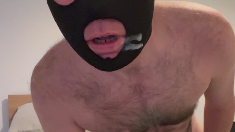 Loving feeling my hot cum on my face!