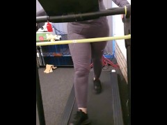Slutty step mom running on treadmill in thigt leggings 