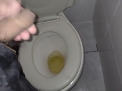 i will always record me peeing for my pornhub fans