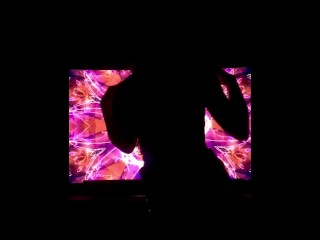 Великолепный Танец Миниатюрной Итальянской Мини-Юбки - Dusky Bella