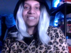 Introductions - Screenshot 7 of 16 - English