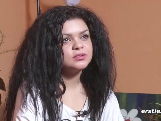 Leidenschaftliche Deutsch-Brasilianerin befriedigt sich_vor Kamera