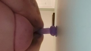 SSBBW FUCKS 8INCH DILDO..ウェットファットプッシー