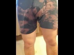 Wetting - Screenshot 15 of 16 - Pee