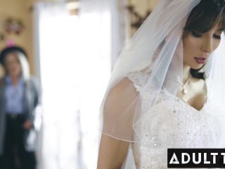 ADULT TIME - Korra Del Rio Smashes The Wedding Photographer After Getting Cold Feet screenshot number 1