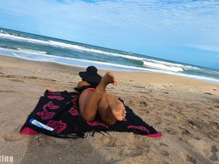 Трахаю неизвестную шлюшку на нудистском пляже в Мексике
