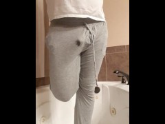 Jacking Off Wetting - Screenshot 13 of 16 - Pee