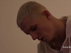 Массажист трахнул клиентку во время сеанса и кончил во влажную киску - Screenshot 5 of 16 - Cum Inside Pussy