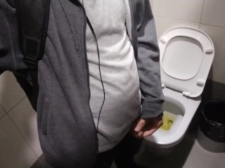 Peeing at the Shopping Total, i m so Exited that my Belly is Growing