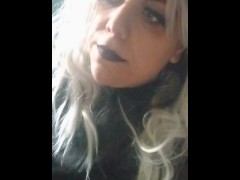 SOLOSQUIRTINGSLUT SMOKING CHEAP CIGGIE