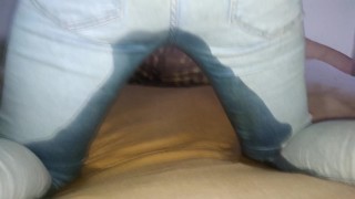 Full bladder vs. jeans in peed bed